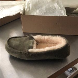 UGG Ansley Slippers